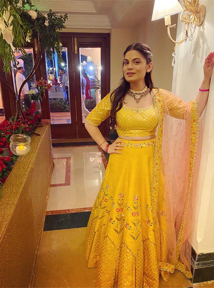 Srishti Dixit In Mustard Silk Embroidered Lehenga Set